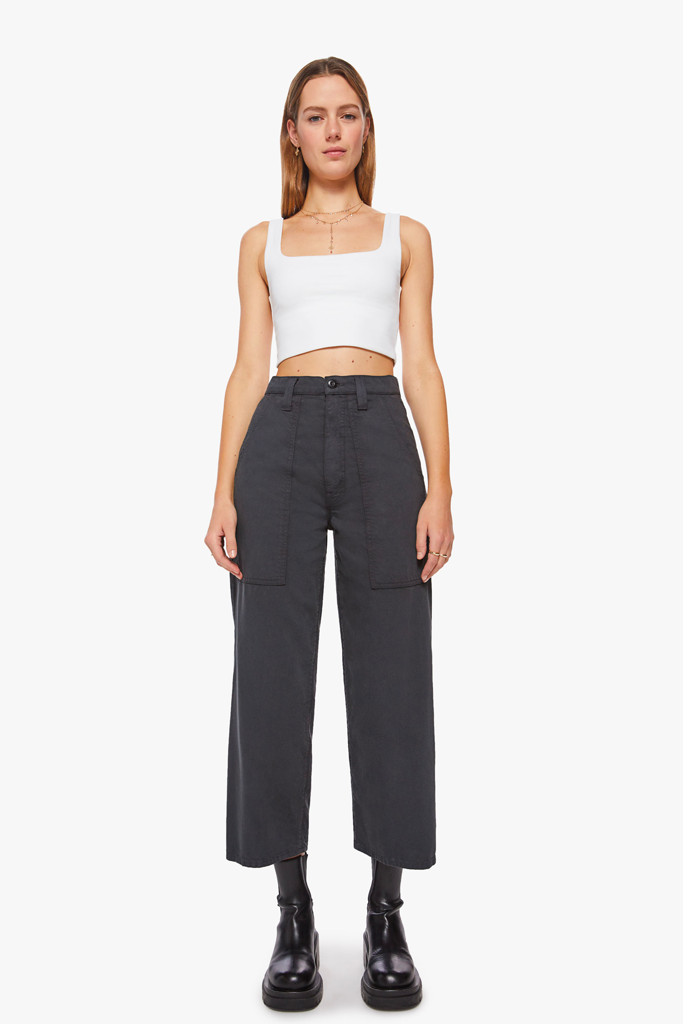The Quartet Breaker Flood is a high-waisted pant with double patch pockets and a wide straight leg for maximum comfort.