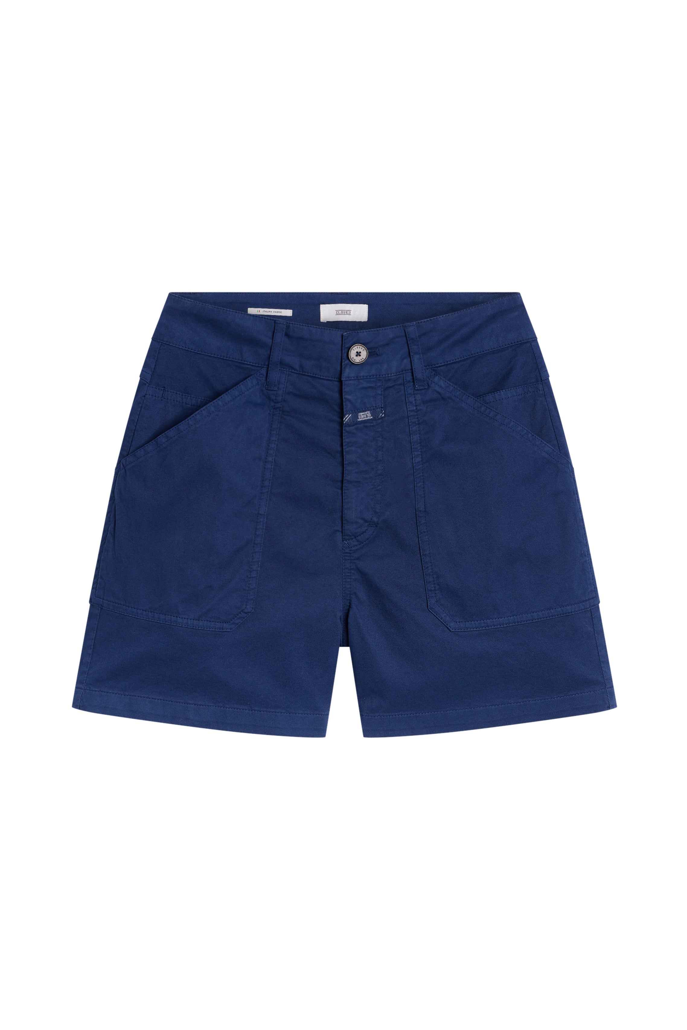Lorain shorts from Closed feature an ergonomic fit crafted from versatile Italian cotton twill with a subtle texture and added stretch. 