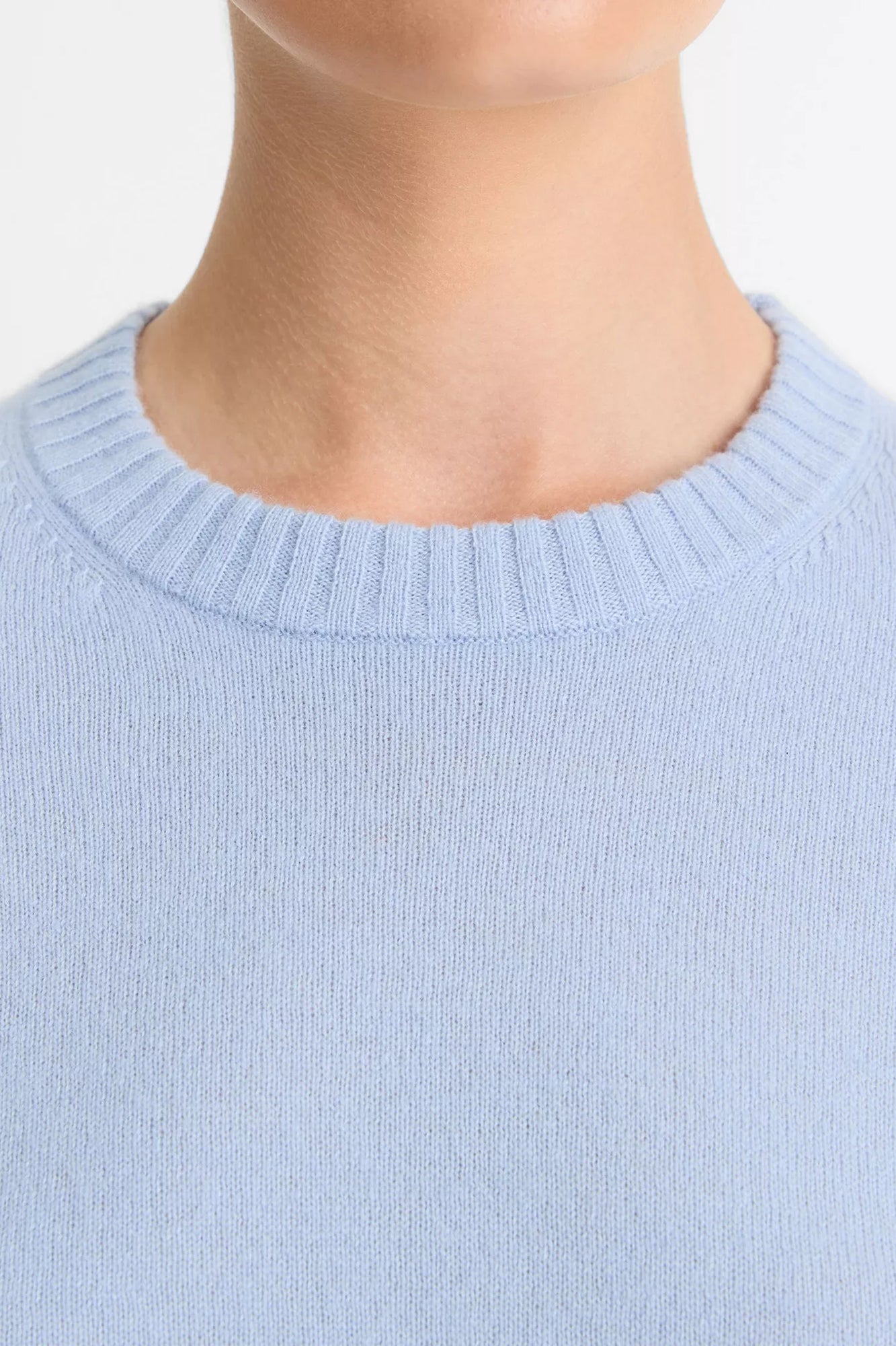 Cashmere Crew Neck Sweater Porcelain Blue