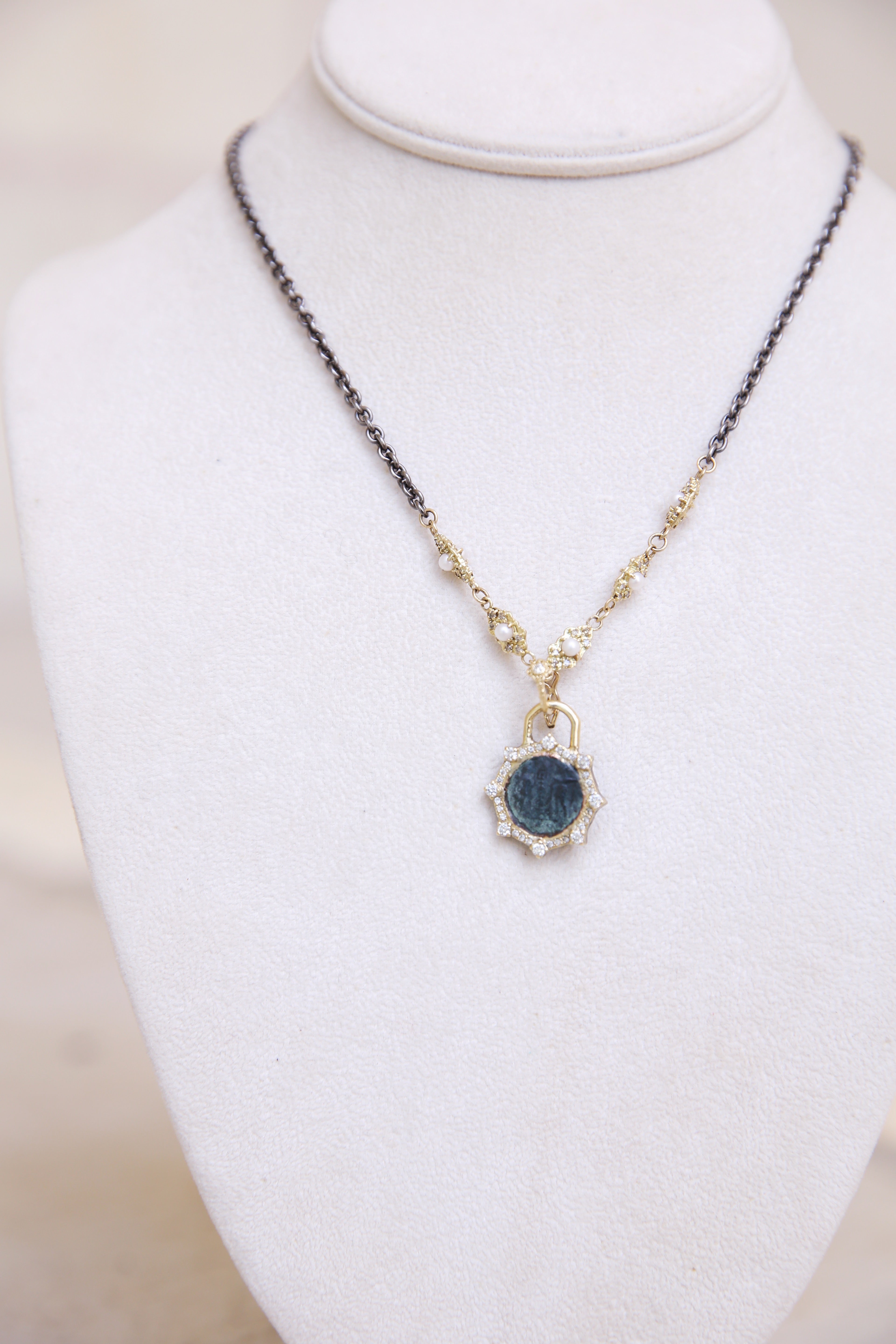 Coin Artifact Sunburst Enhancer