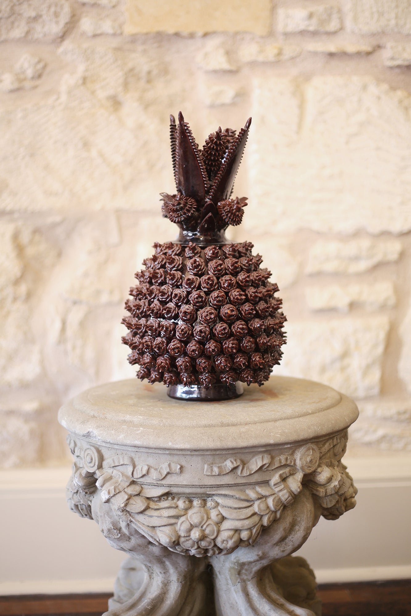 Earthenware Lidded Pineapple Urn Burgundy