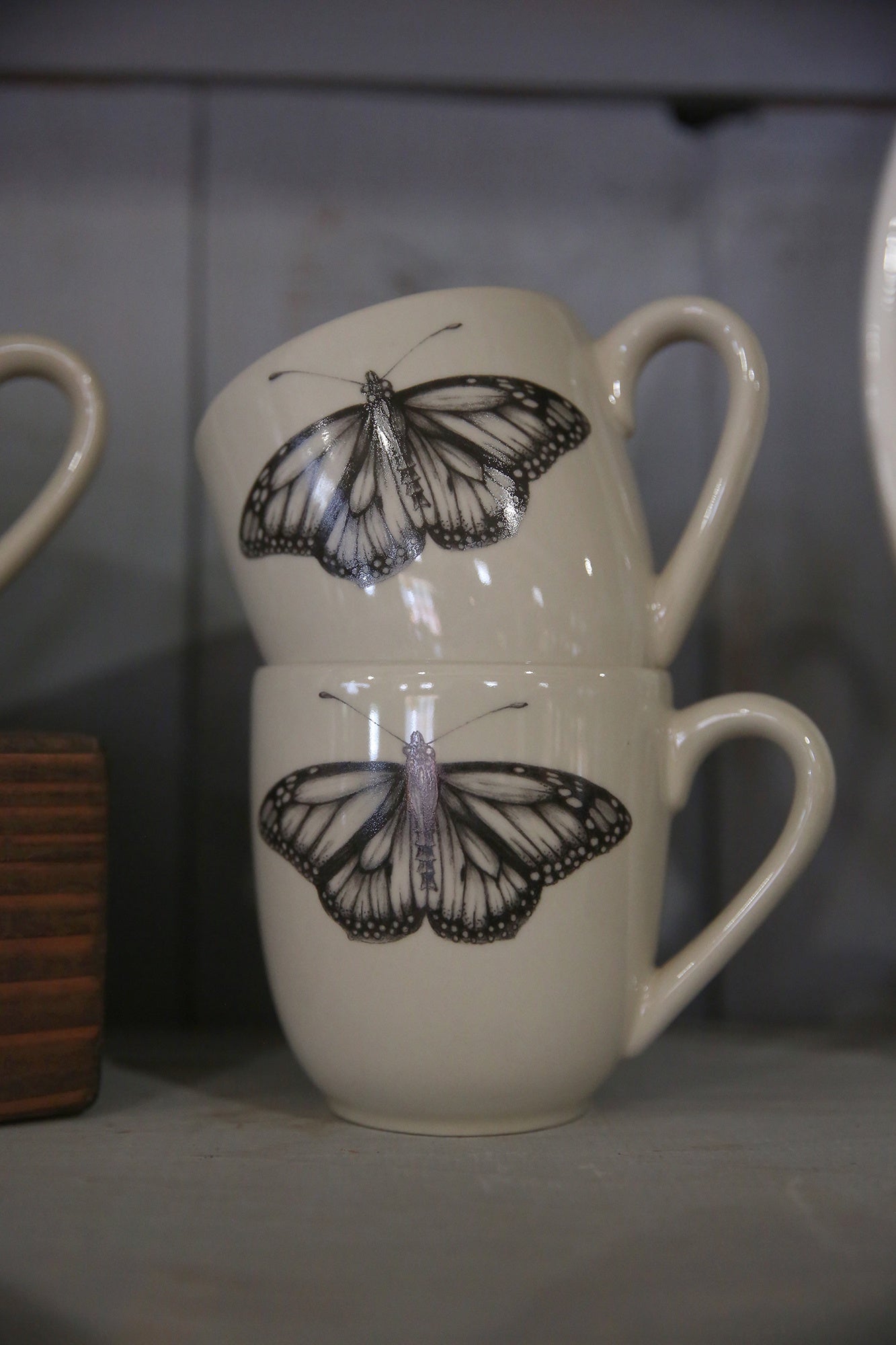 ZINDEL Mug Monarch Butterfly - White