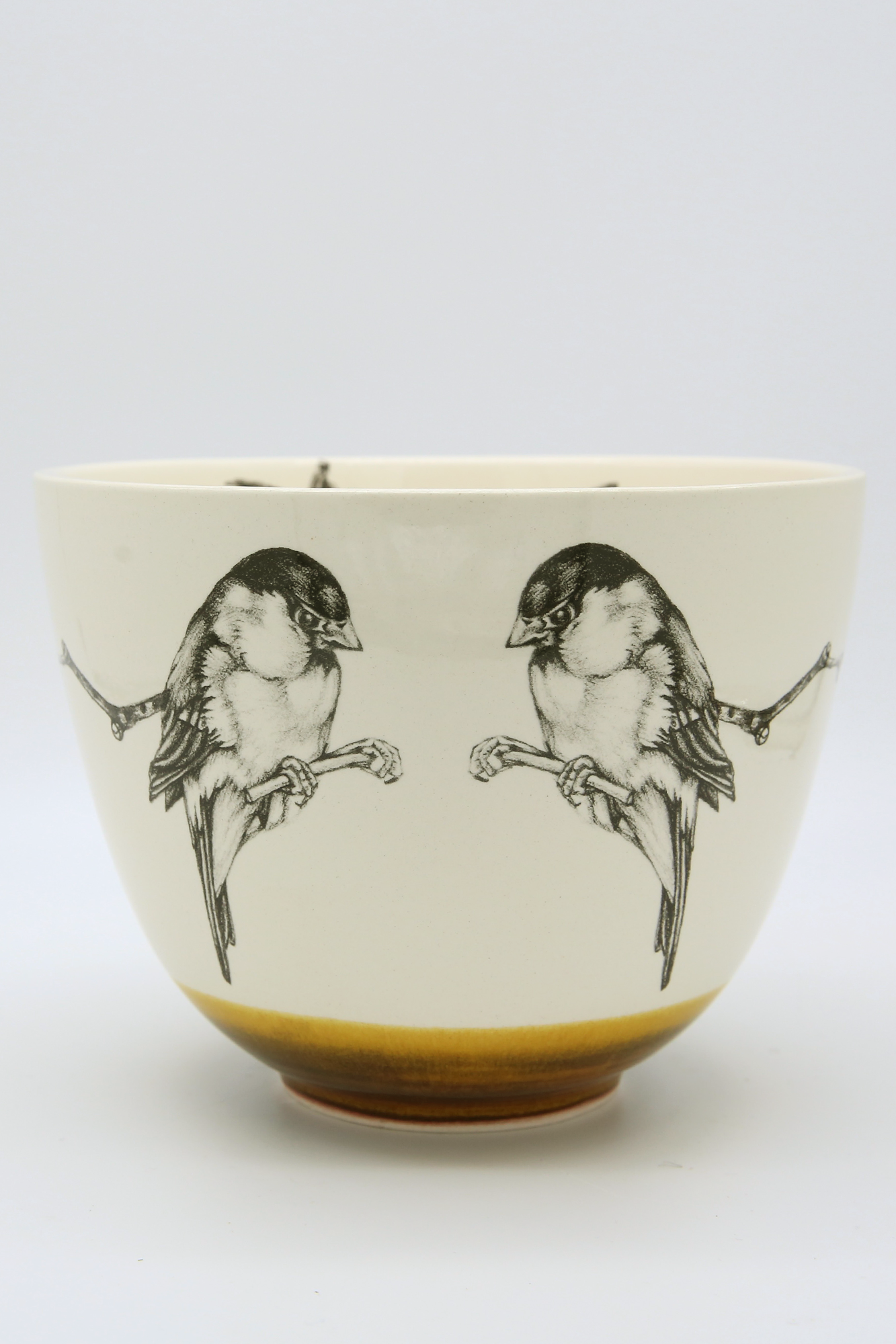 ZINDEL Medium Bowl Chickadee - Amber
