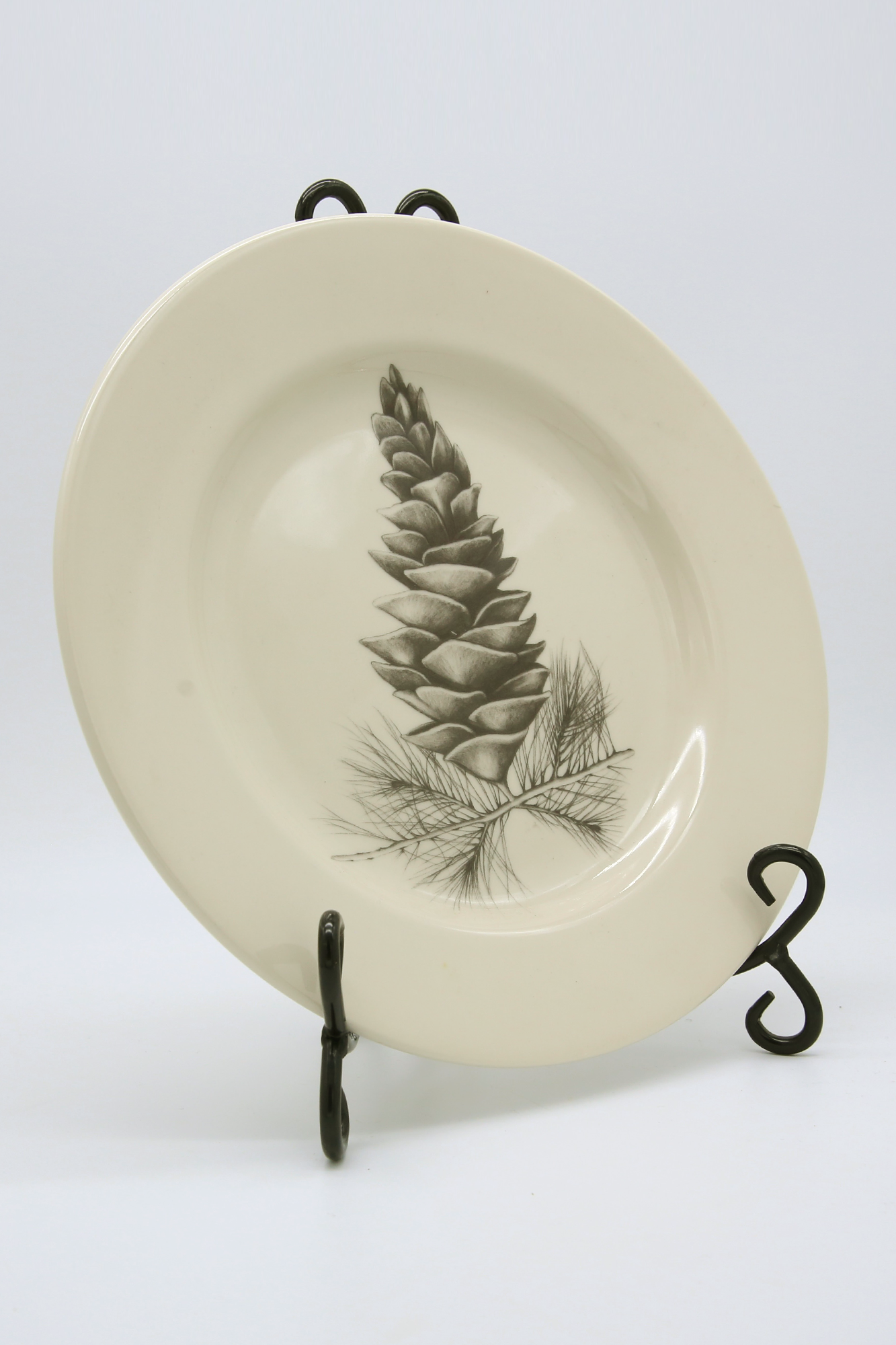 ZINDEL Dinner Plate Pine Cone - White