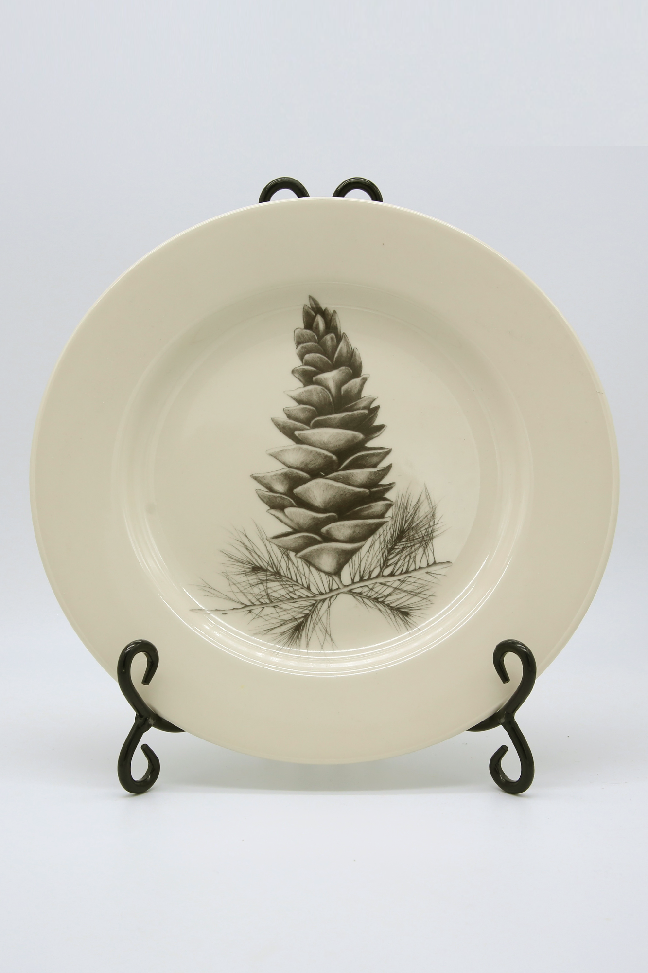 ZINDEL Dinner Plate Pine Cone - White