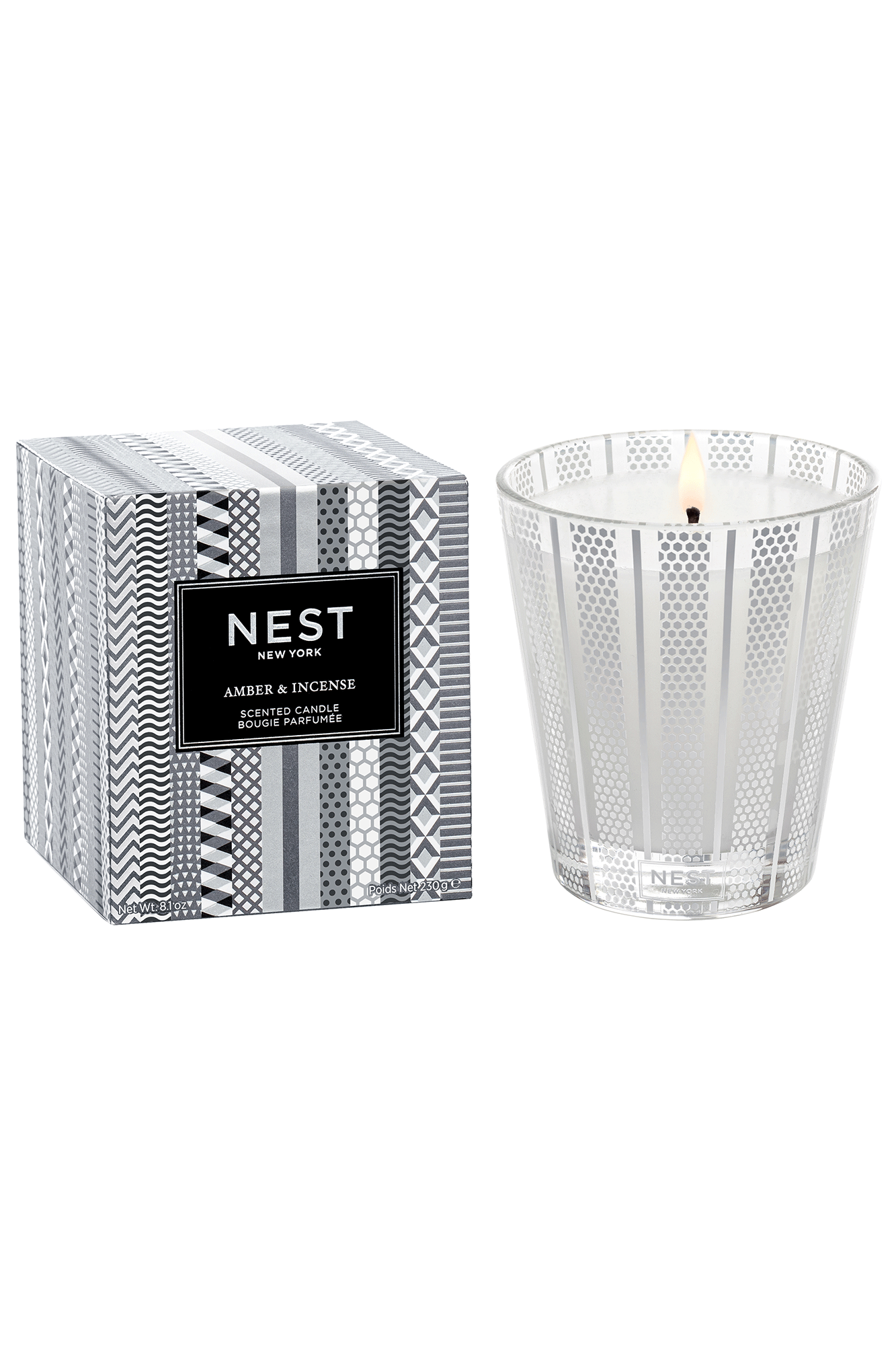 This Amber & Incense Classic Candle from Nest is perfect for experiencing the richness of amber, frankincense, and cedar. Its blend of complex fragrances creates a tranquil atmosphere, making it perfect for peace and relaxation.