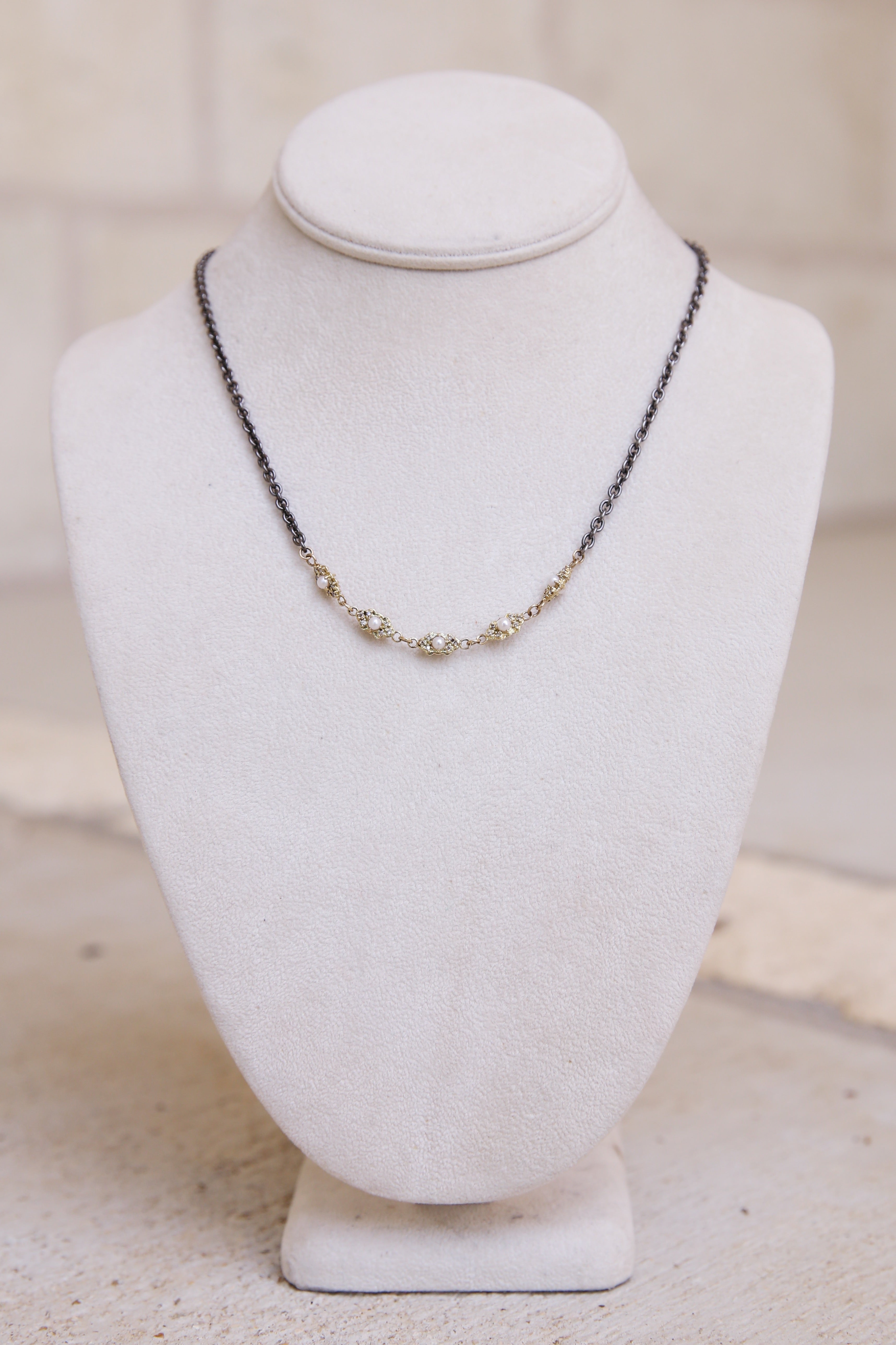 Scroll Stations Chain Link Necklace