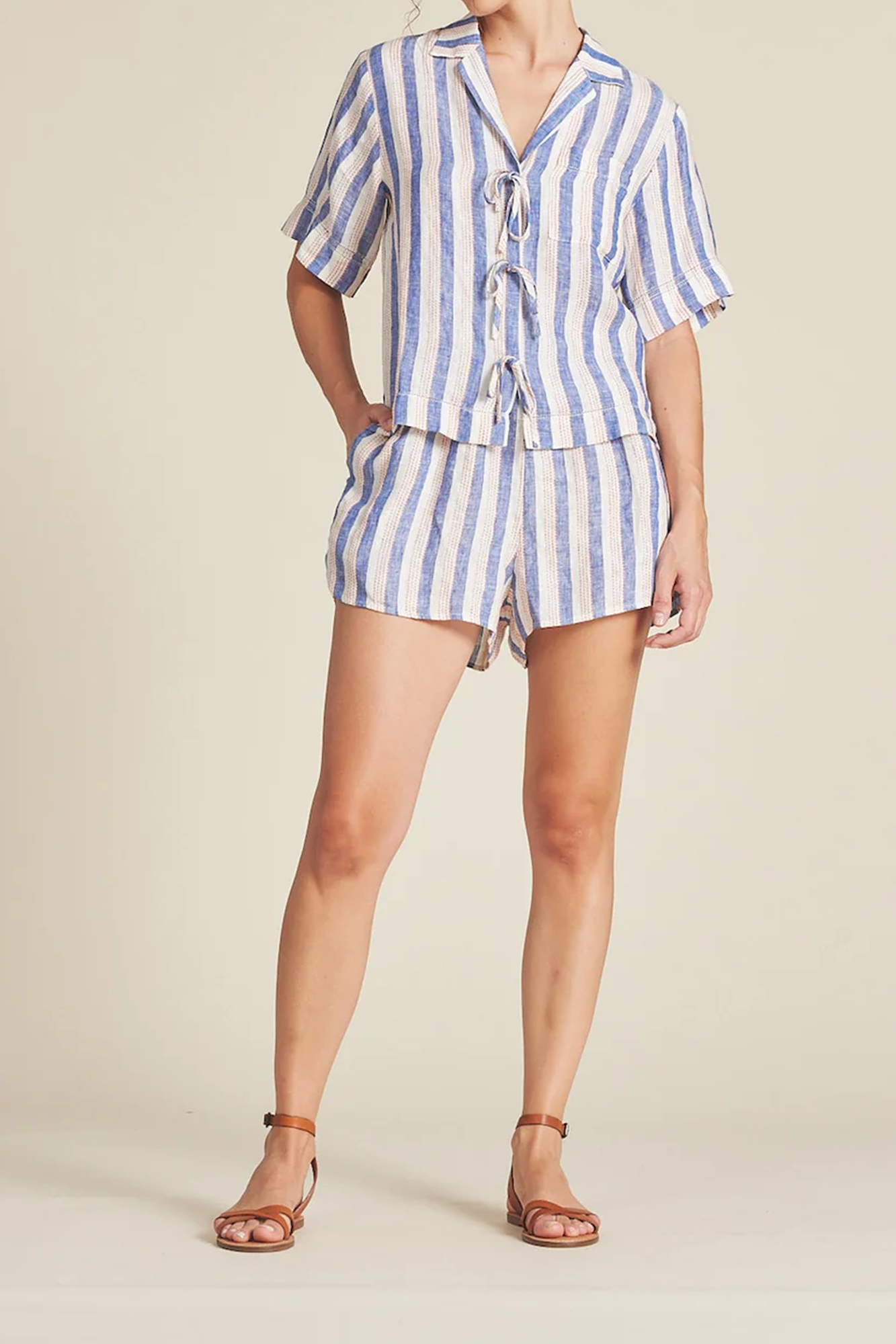 Lucy Short Azul Stripe