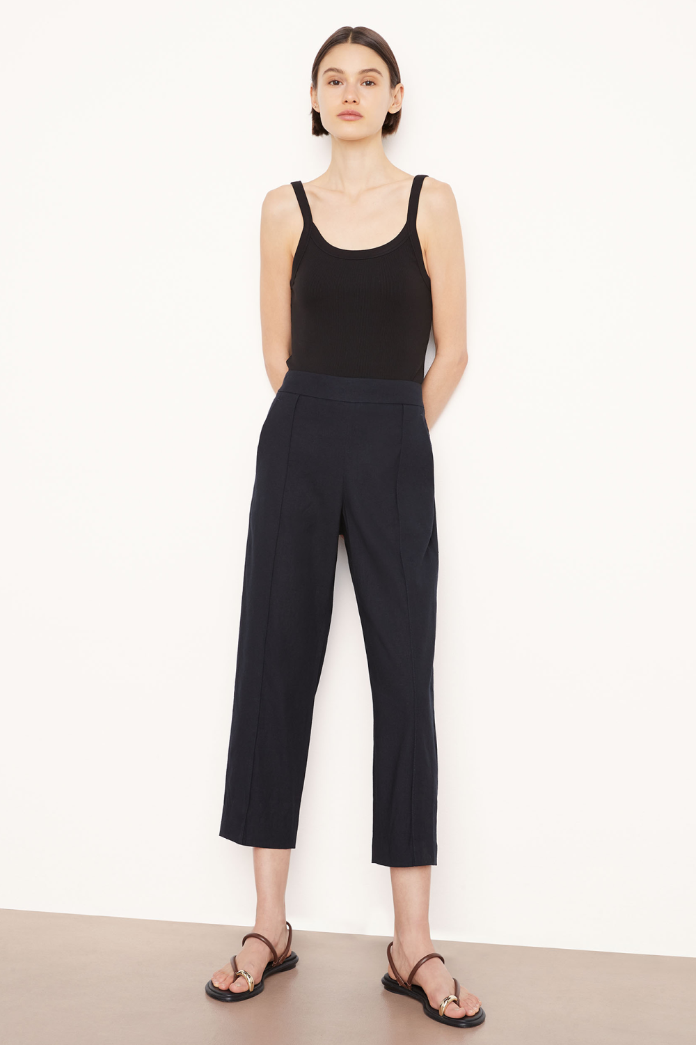 These Tapered Pull On Pants from Vince offer a simple and stylish design that features a refined elastic waist for a comfortable and discreet fit. 