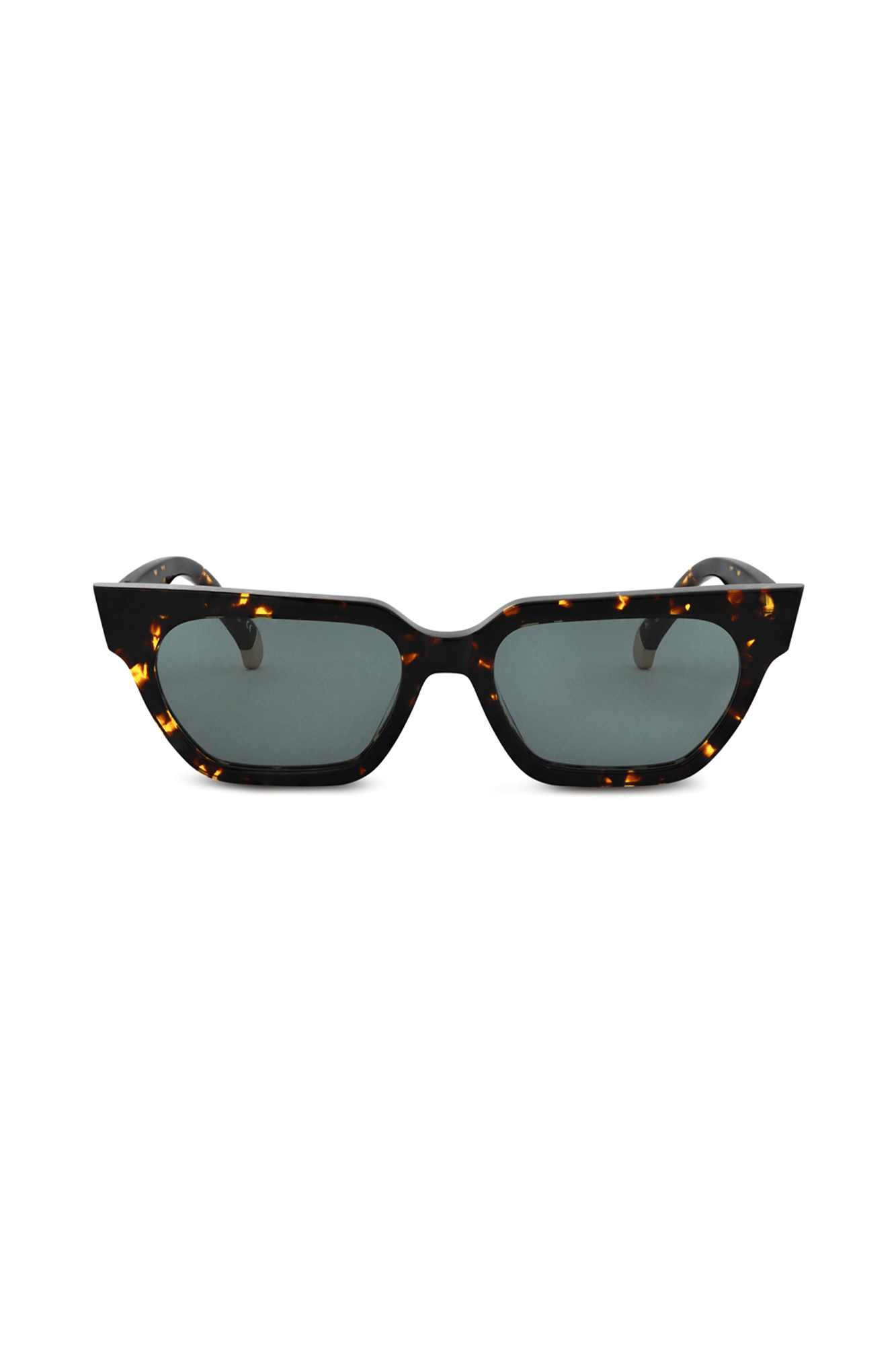 Make a statement with Oscar & Frank Eyewear's Raijin sunglasses. Handcrafted from exquisite Italian acetate, these unisex sunglasses feature a captivating fusion of mythical inspiration and contemporary design. Featuring a bold silhouette and refined aesthetics, the Raijin sunglasses exude strength and charisma. Elevate your style and embrace modern mythology with the Raijin.