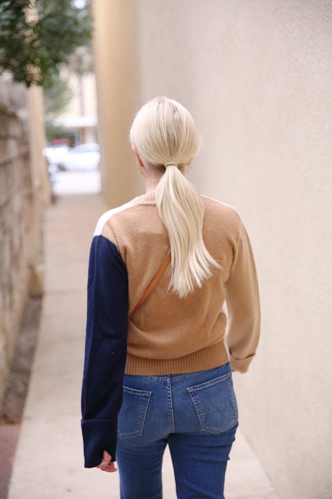 Colourblock V Neck Sweater Camel Cygnet Navy Chestnut