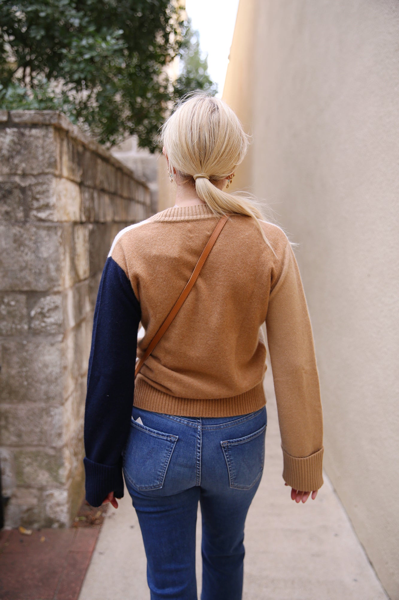 Colourblock V Neck Sweater Camel Cygnet Navy Chestnut