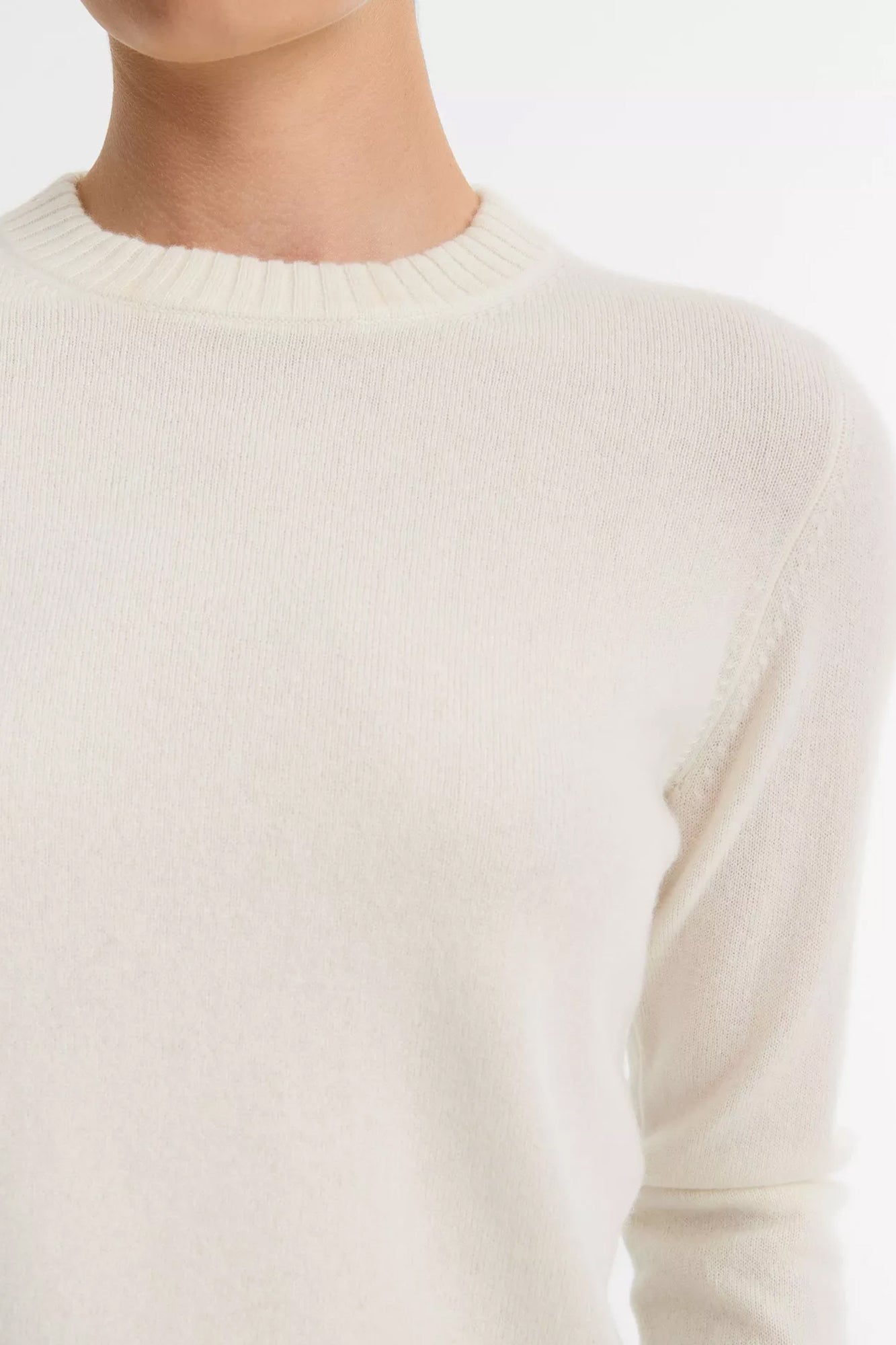 Cashmere Crew Neck Sweater Off White