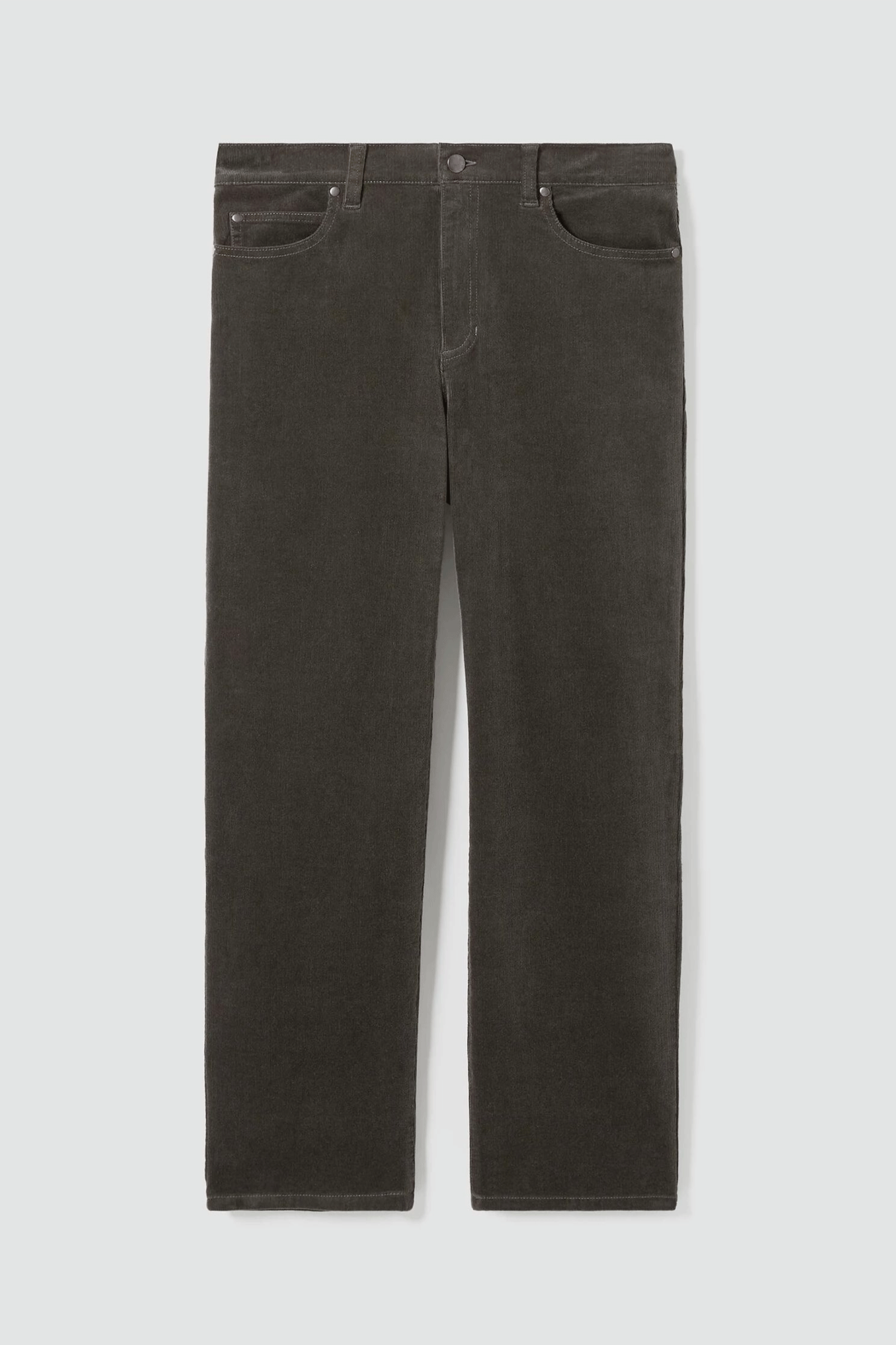 The High Waist Straight Ankle Jean from Eileen Fisher is designed with the perfect combination of style and comfort in mind. It's made with velvety corduroy crafted from organic cotton and features subtle stretch for a custom fit. Its straight leg cut pairs perfectly with any look, whether it's dressy or casual.
