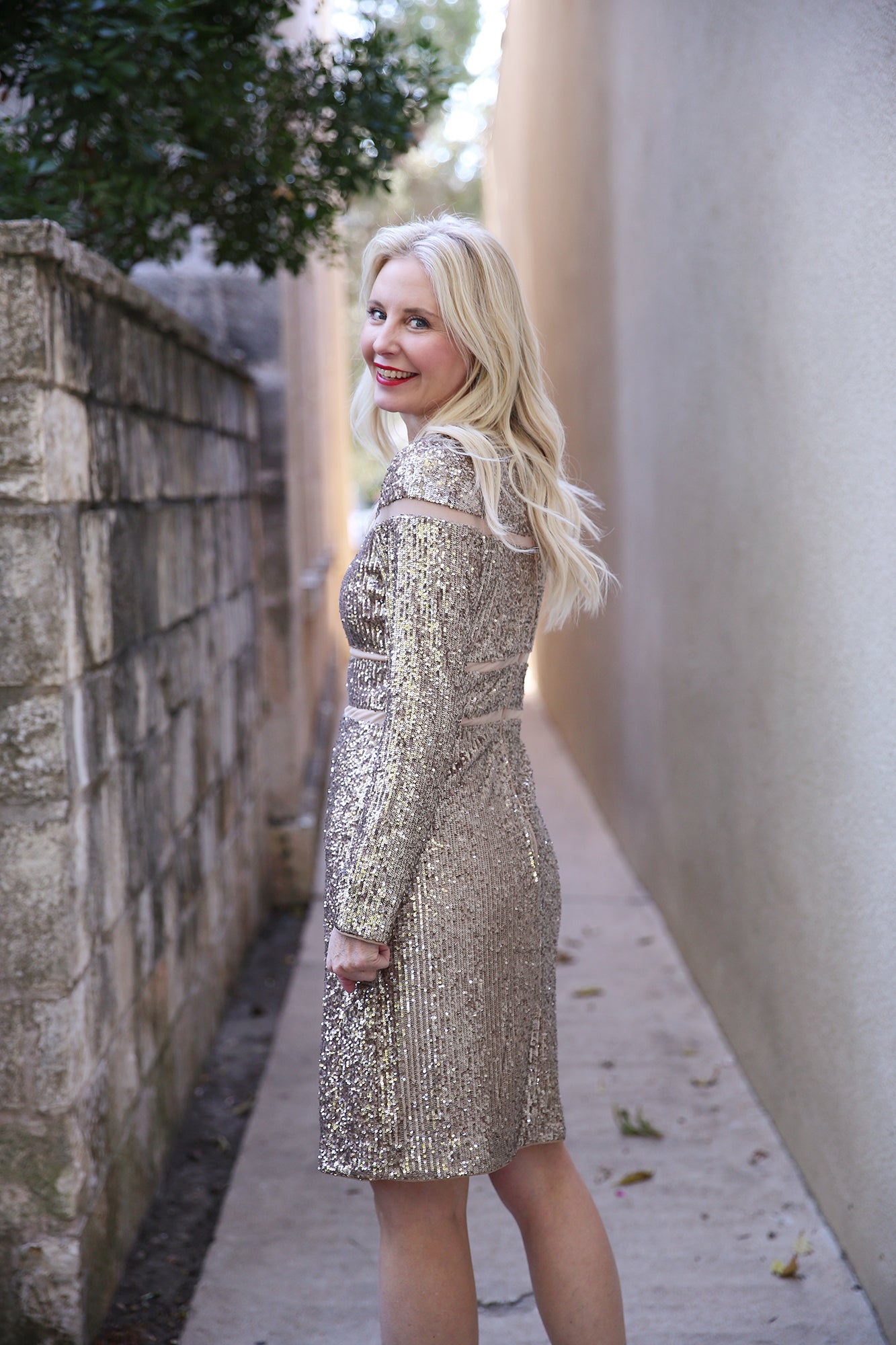 Leo Finesse Sequin Dress Shiny Sand