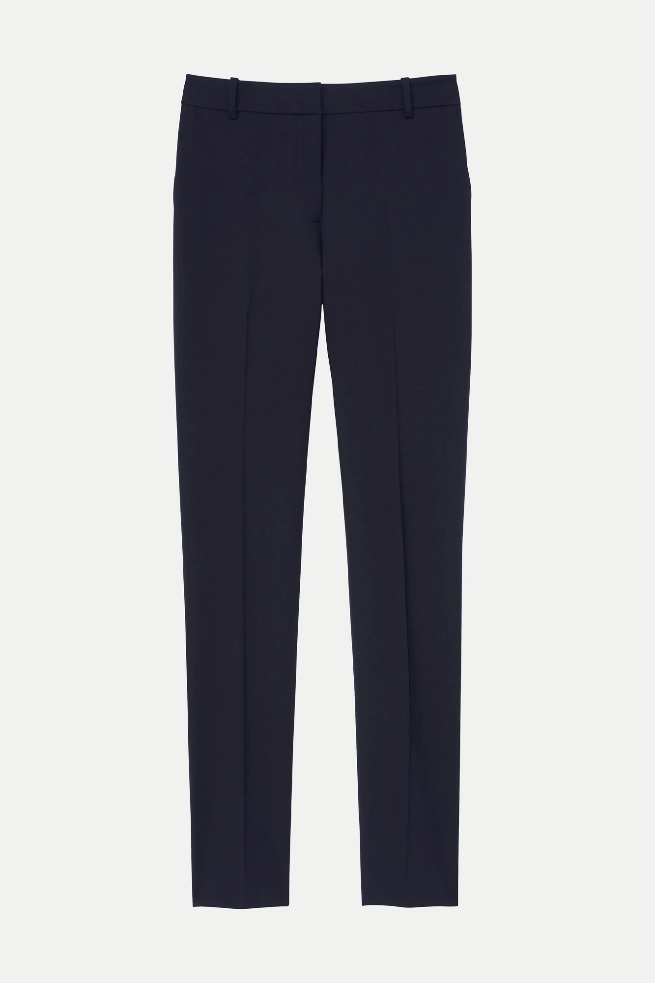 The Barrow Pant from Lafayette 148 offers a timeless style with modern sophistication. Made with Lafayette 148's Finesse Crepe fabric, this luxurious pair features a full-length, straight leg silhouette with precision darts for a perfect fit. The high-rise design creates an elongating look. Feel your best with these tailored trousers.