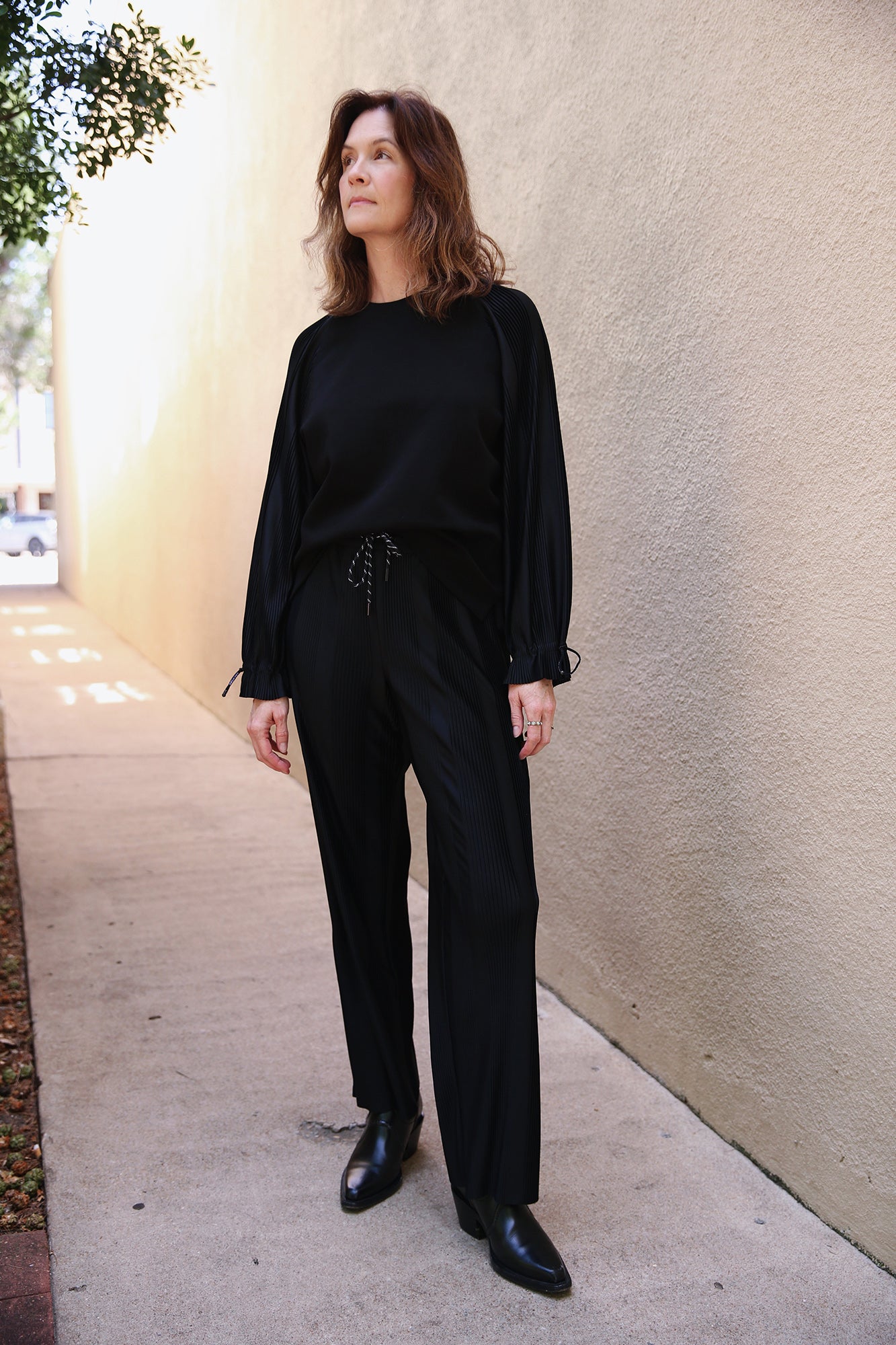 Fit For Leo Welby Pleated Trousers Black