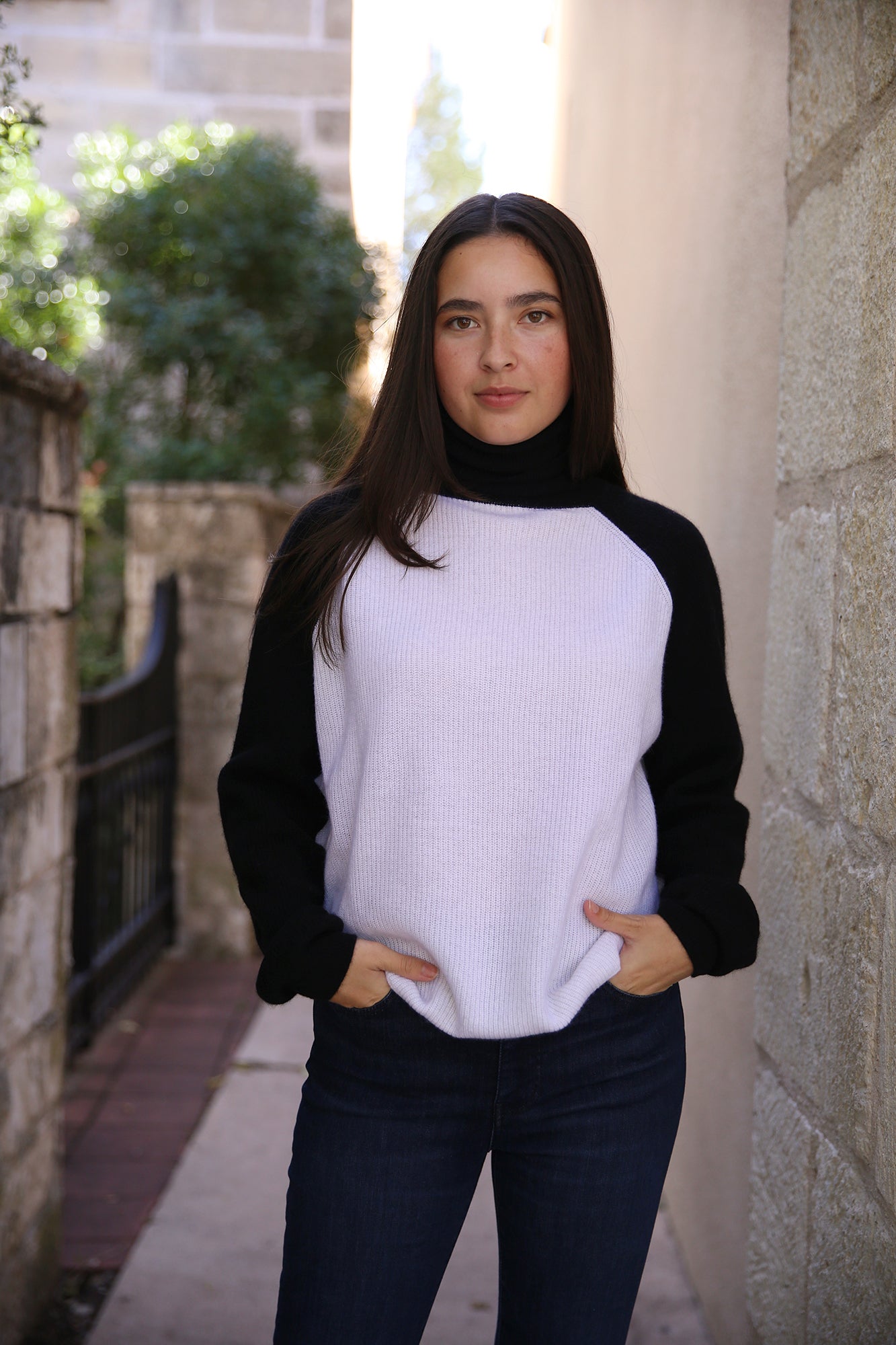 Susie Colourblock Sweater Black Organic White