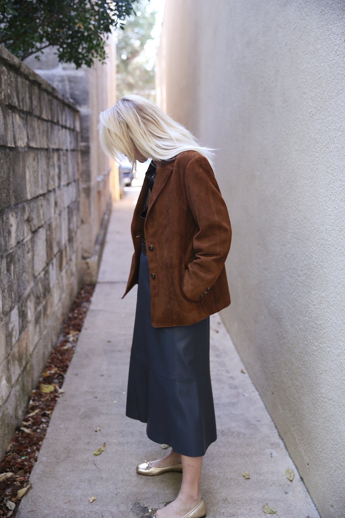 Suede Blazer Almond