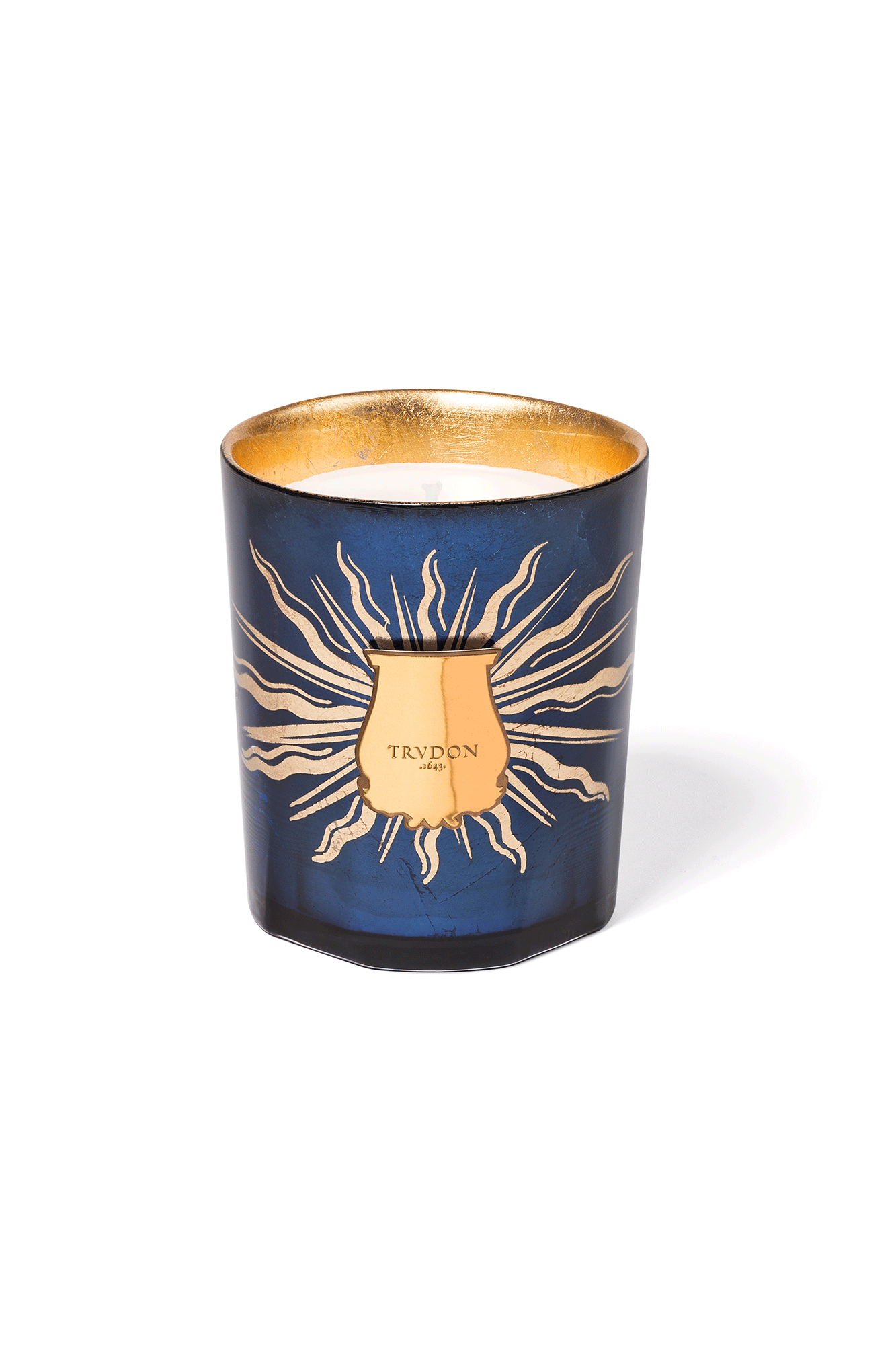 The Trudon Classic Candle fits all occasions and perfumes each and every room. Available in all scents, it is the most iconic of the collection. They are manufactured at the Trudon workshop in Normandy, France, using unrivaled know-how inherited from master candle makers.