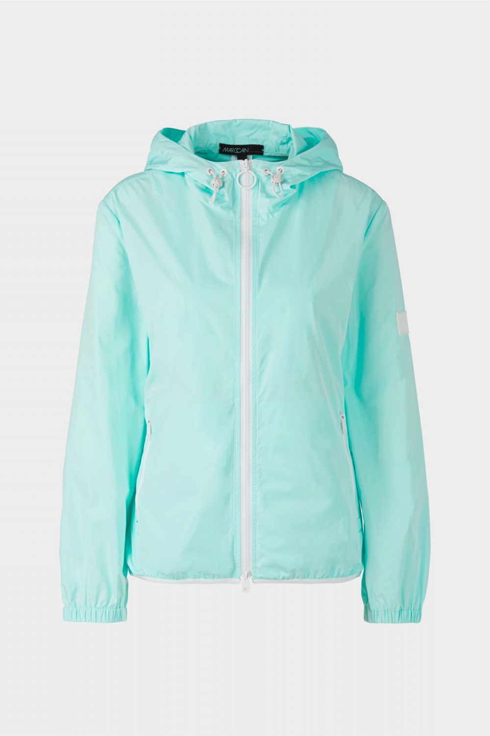 The Girl Scouts Outdoor Jacket from Marc Cain is designed to keep you comfortable and stylish whatever the weather. 